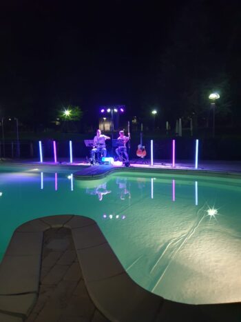Matrimonio in piscina