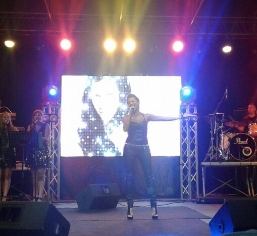 in concerto
