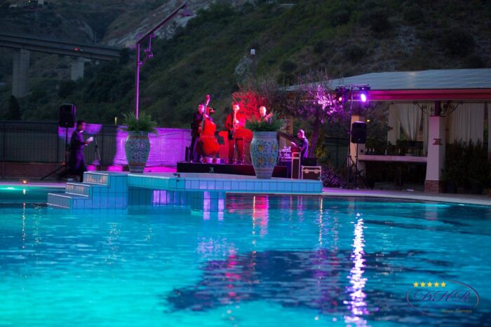 DIAMOND NAXOS TAORMINA ****L