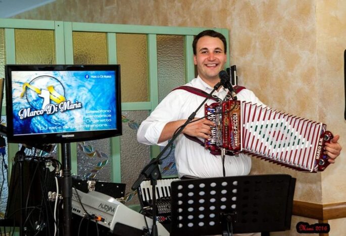 Esibizione all'organetto 2