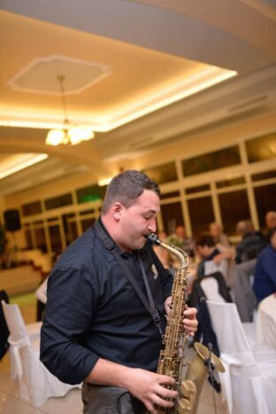 Esibizione al sax 4