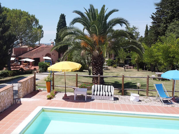 AGRITURISMO LA TORRE RASA