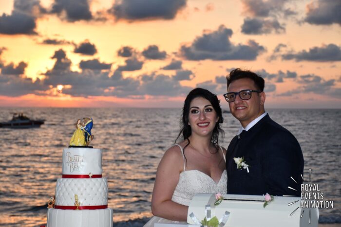 Taglio torta al tramonto