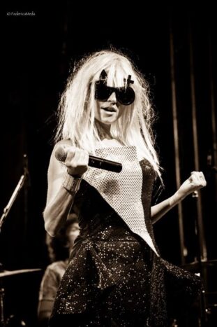 Gaga1