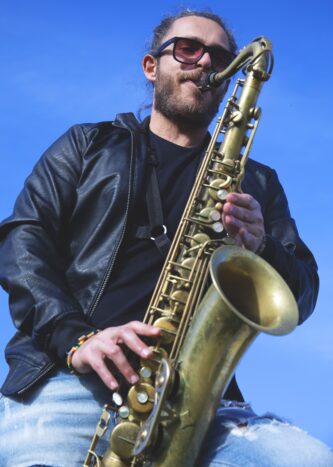 sax player