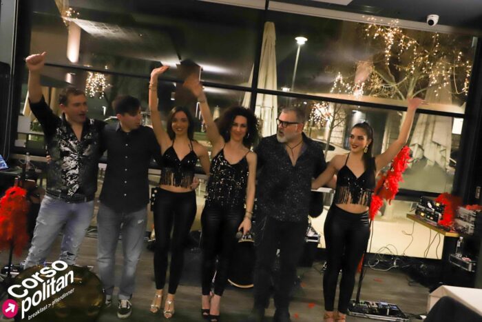 The Curly band