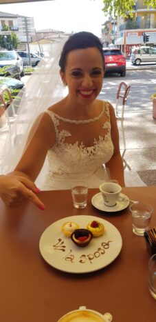 sposa felice