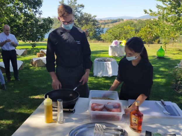 show cooking