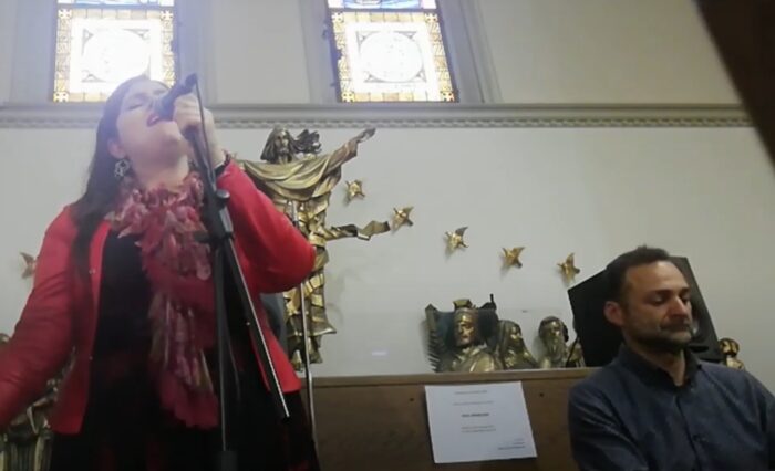 Io e il pianista in chiesa