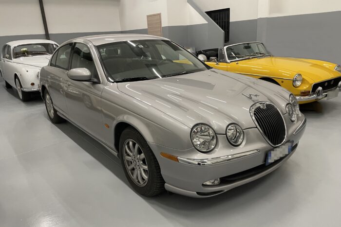 Jaguar S-Type