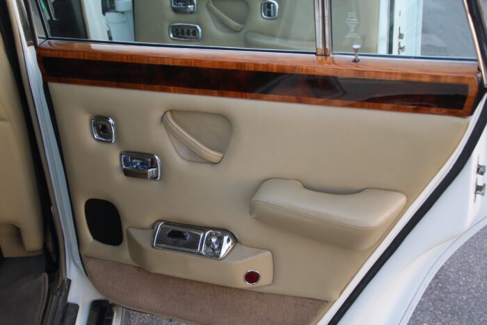 Rolls-Royce Silver Shadow