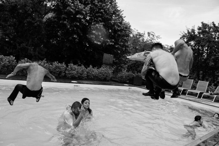 sposi piscina