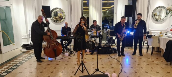 PROFESSIONAL QUARTET
