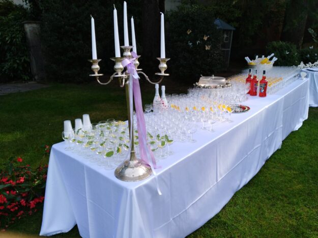 L' aperitivo all' aperto