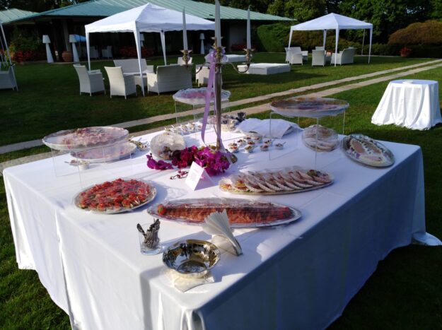 L' aperitivo all' aperto