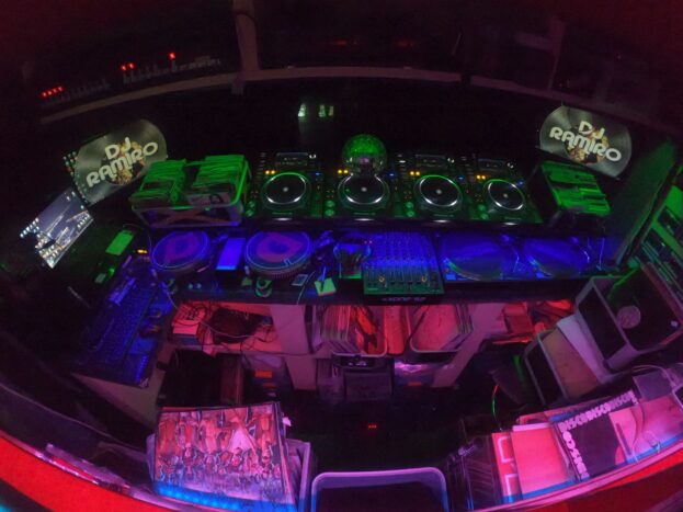 consolle in casa dj ramiro