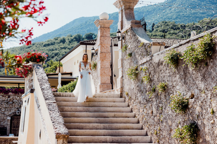 sposa parco piscina