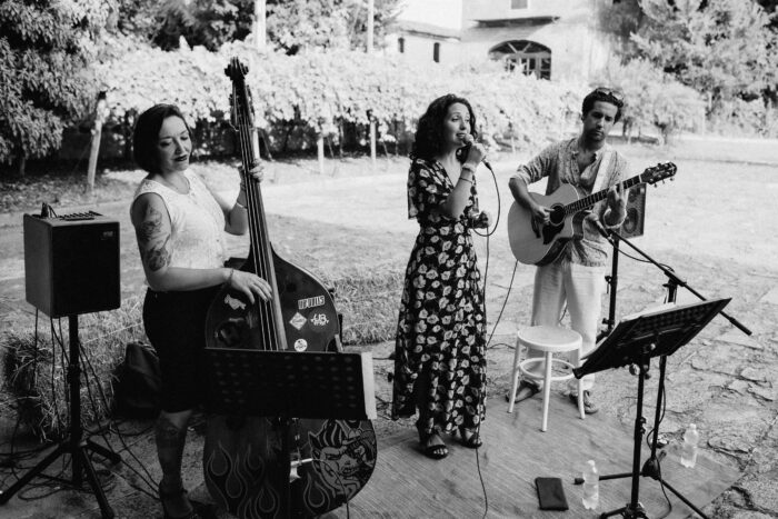 Lola & Mr. Be Trio