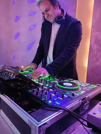 Joseph Deejay a lavoro