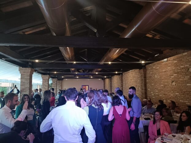 Dancing people