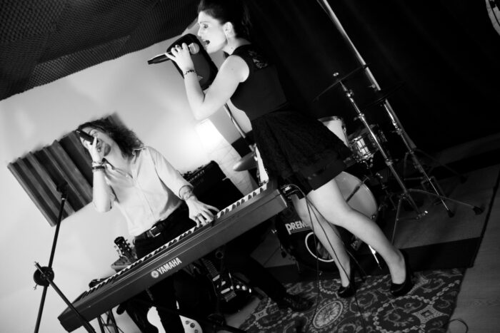 Live 3