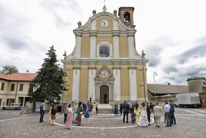 La Sposa attesa sul sagrato
