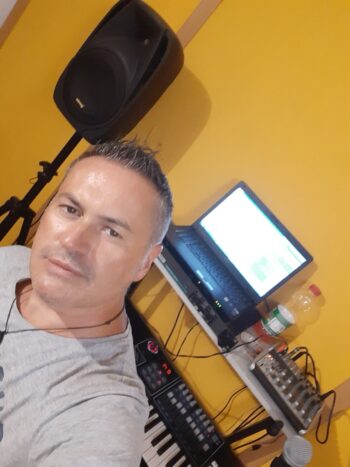 In sala...