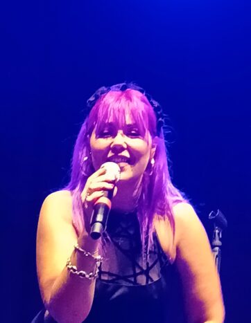 LadyV 