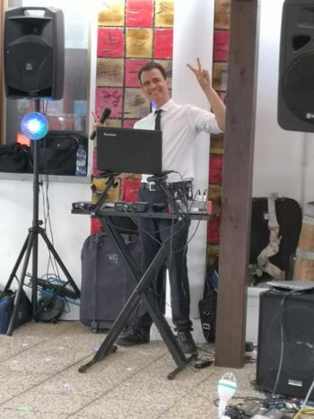 Mike DJ