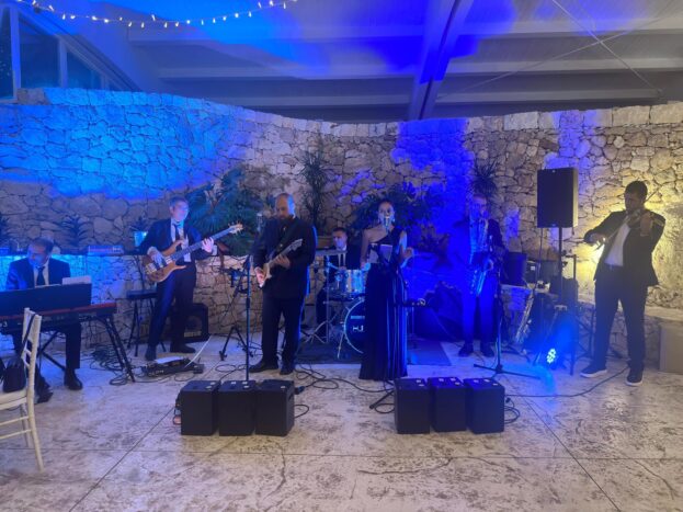 Gun Barrel band + violino