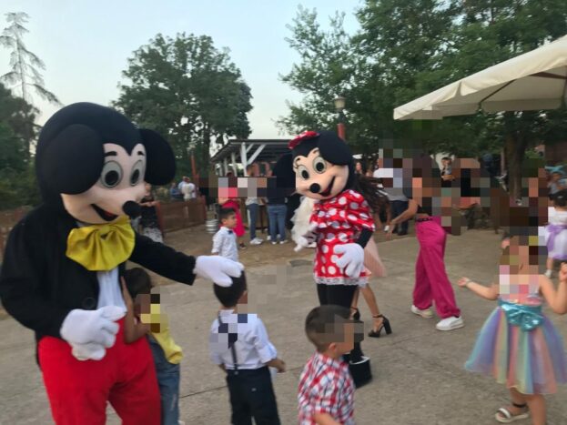 Divertimento con le mascotte 