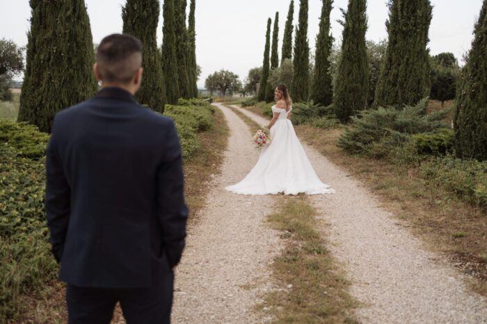 Sposi tra gli ulivi