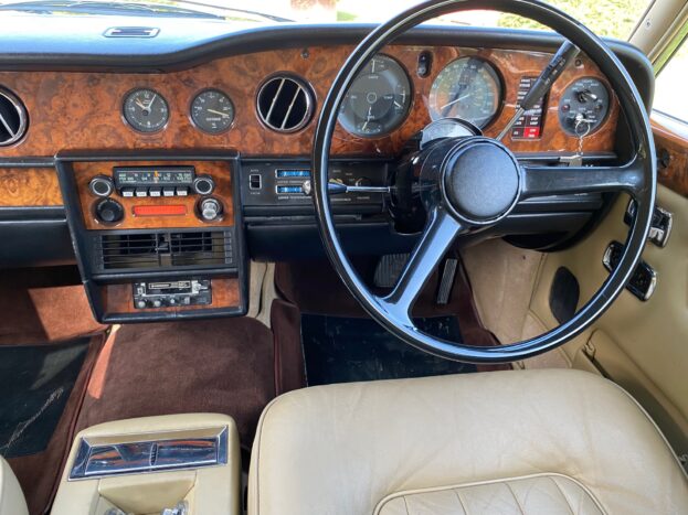 ROLLS ROYCE SILVER SHADOW 2 19