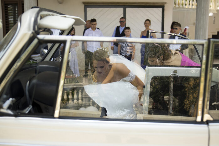 sposa in auto