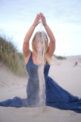 sand art performance 