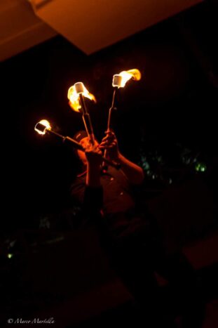 Giocoliere di fuoco