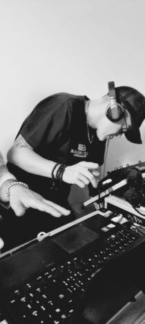 DJK DjGigiaKaraoke