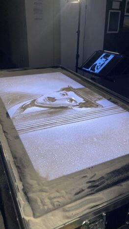 SAND ART PORTRAIT 