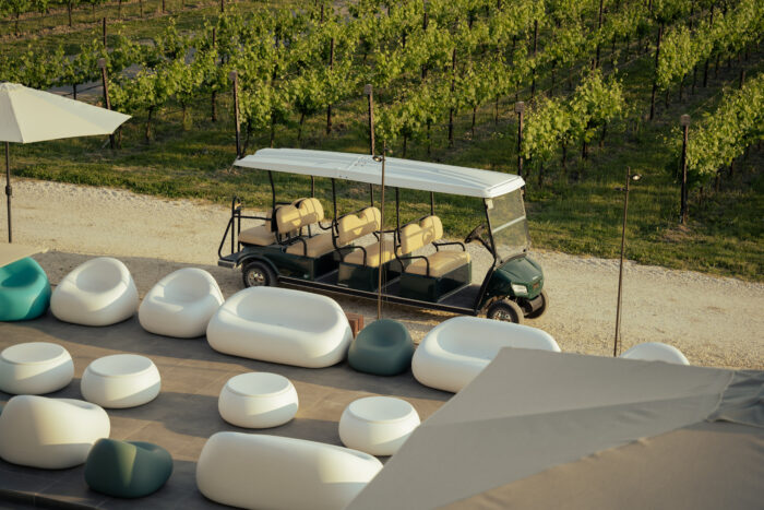 Golf car