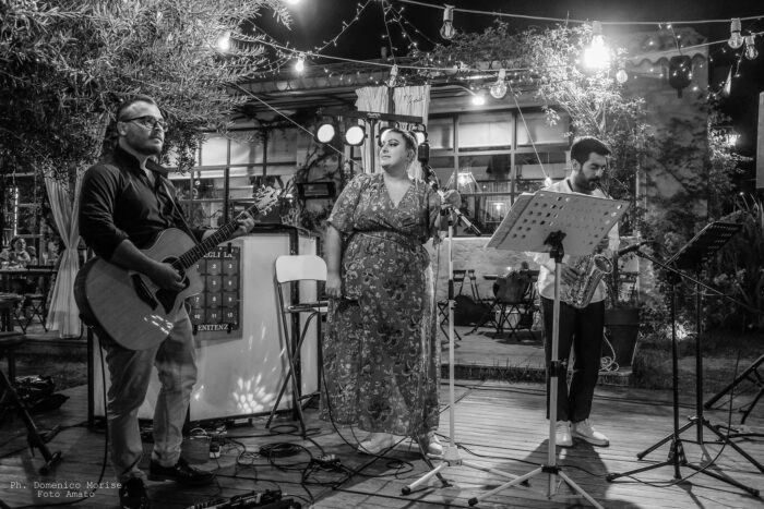 trio voce chitarra sax