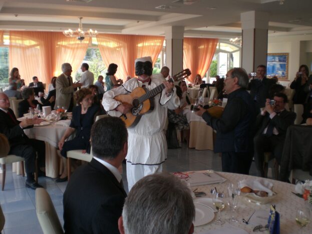 Pulcinella in azione