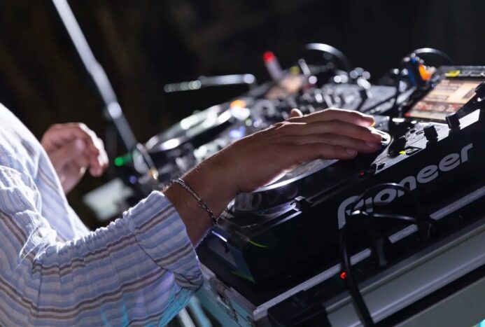 Dj set live