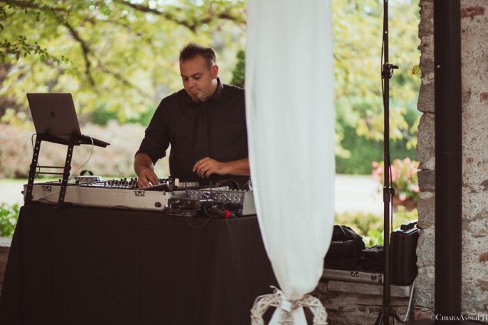 Dj set esterno