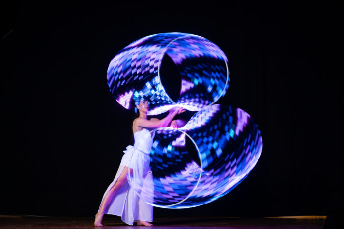 spettacolo di giocoleria led