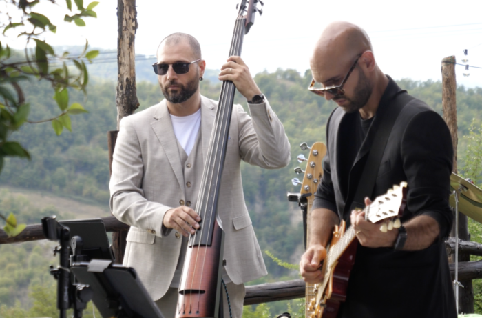 Chitarra e Contrabbasso elettr