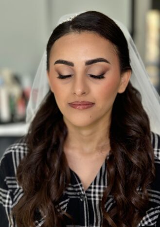 Glam make up