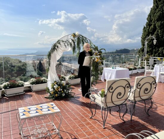 Gabriella Ferrari celebrante