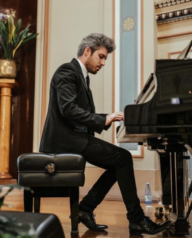 Live al Piano