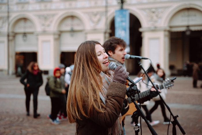 Acoustic duo
