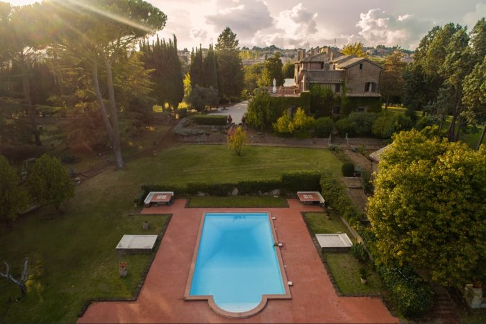foto piscina panoramica
